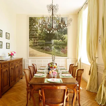 Casa vacanze Le Domaine De - Pierres D'histoire