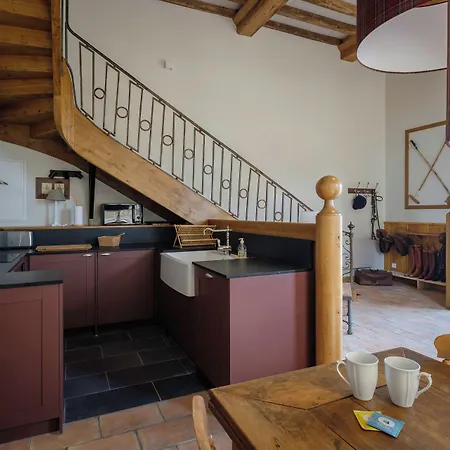 Le Domaine De - Pierres D'histoire Ravenoville