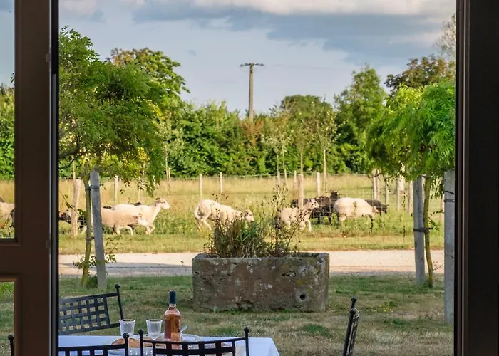 Le Domaine De - Pierres D'histoire Сasa de vacaciones