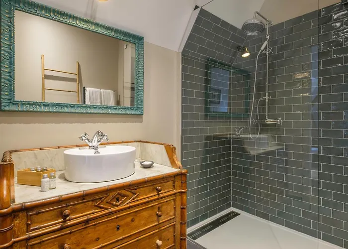 Сasa de vacaciones Le Domaine De - Pierres D'histoire *