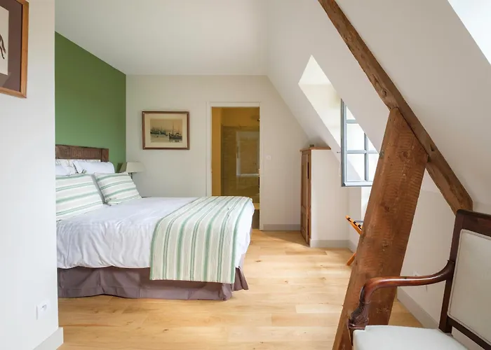 Сasa de vacaciones Le Domaine De - Pierres D'histoire